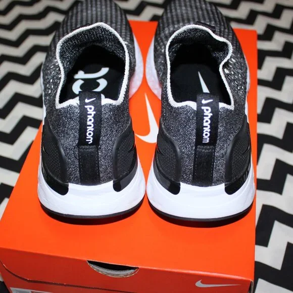 Nike React Phantom Run Flyknit 2 --- Men's Size 7 (Women's 8.5) - Picture 4 of 15